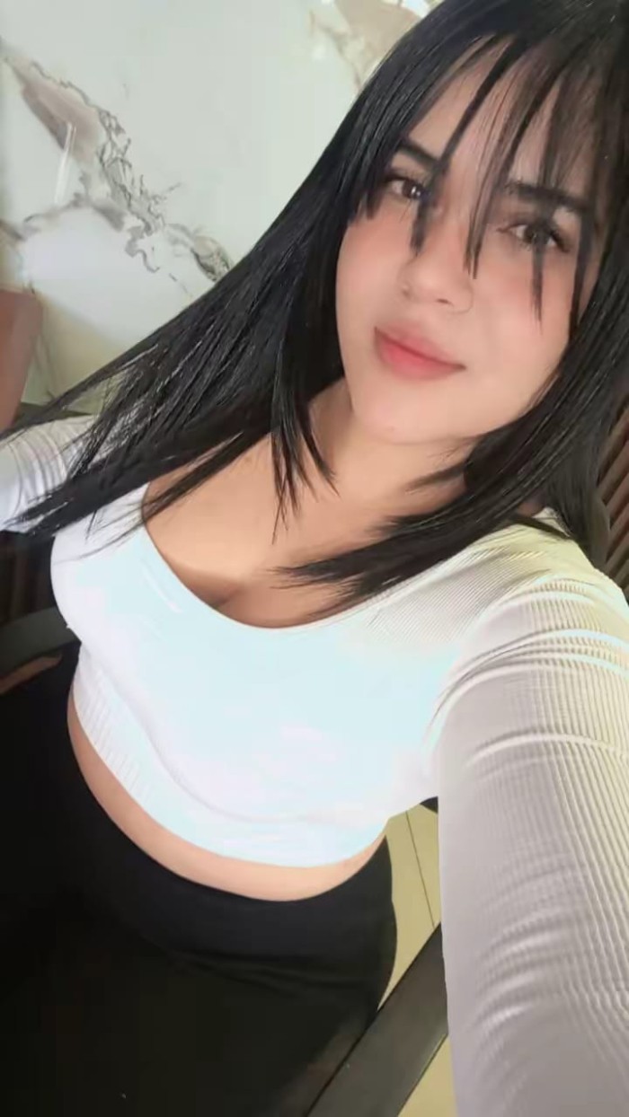 NOVATA, VENEZOLANA Y CON GANAS DE COMPARTIR