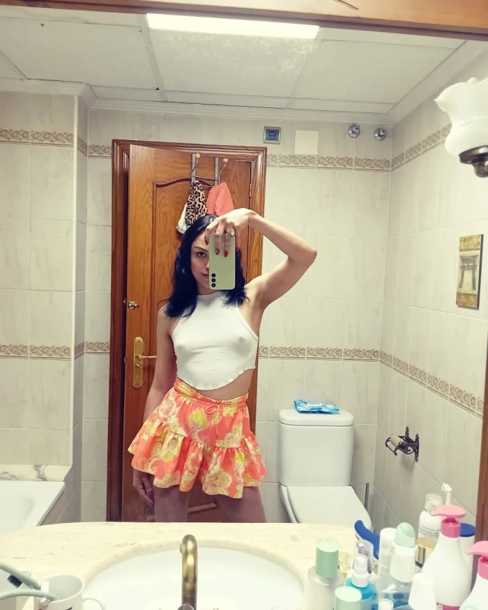 CHICA TRANS DELICIOSA VERSATIL CACHONDA LUJURIOSA