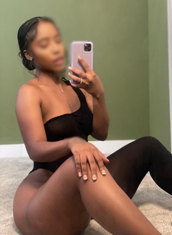 CHICA NUEVA Y JOVEN NUEVA EN GRANADA