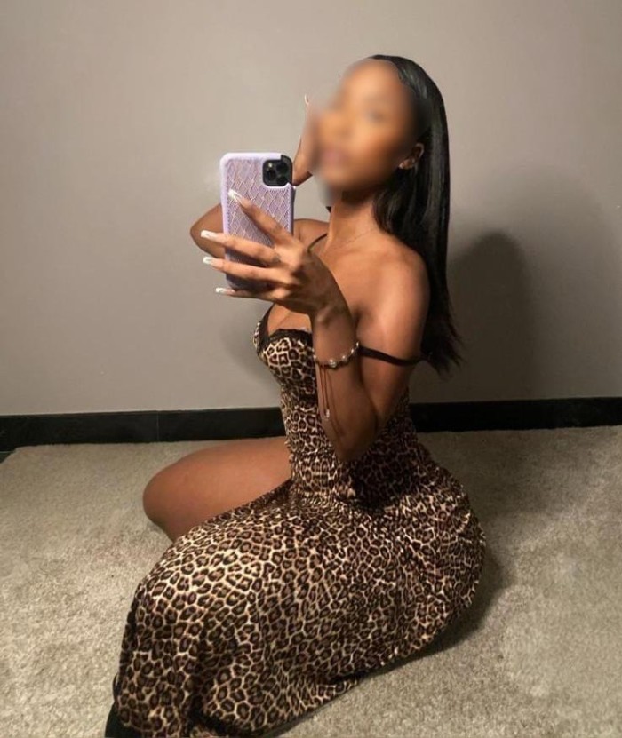 CHICA NUEVA Y JOVEN NUEVA EN GRANADA