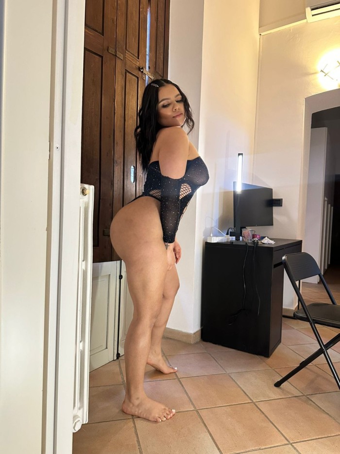 Chica de lujo muy guapa NOVEDAD