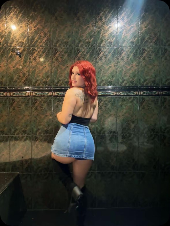 SENSUAL ARDIENTE COMPLACIENTE EN CALAMILLOR