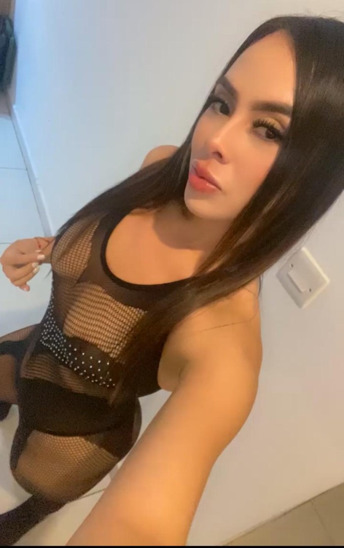 CACHONDISIMA Y SENSUAL MUJER ARDIENTE FULL PLACER