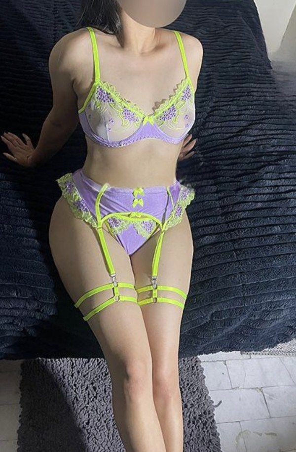 Coñito mojado novedad besucona sexo sin prisas