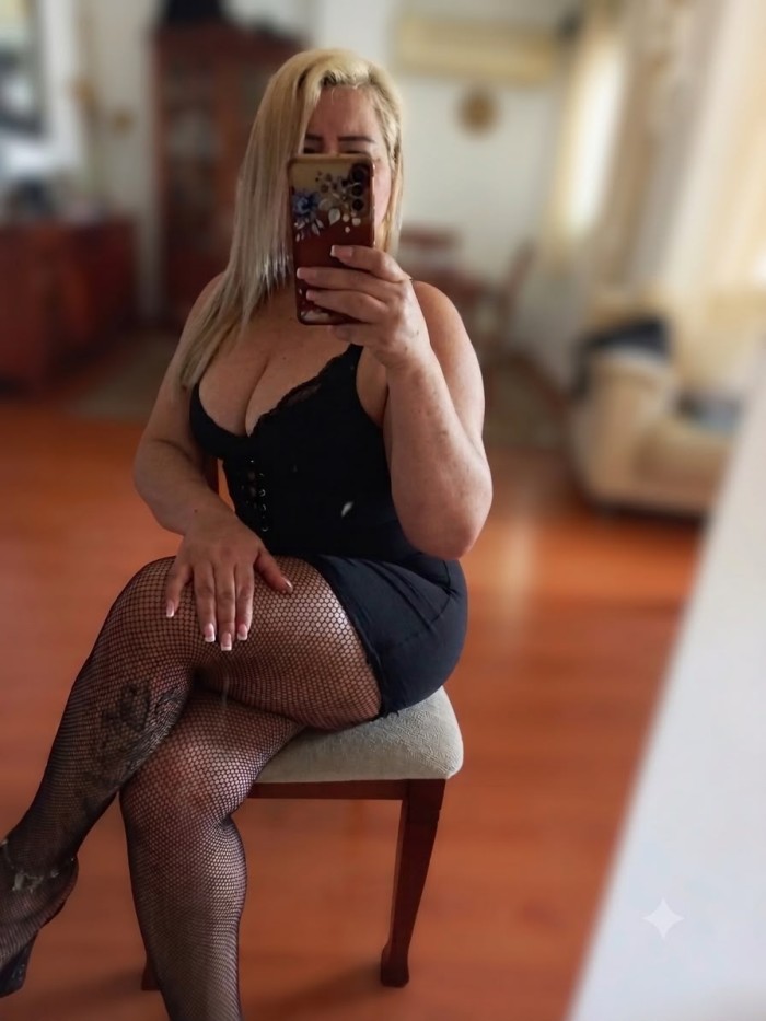 APASIONADA SENSUAL ARDIENTE DESEOSA DE SEXO
