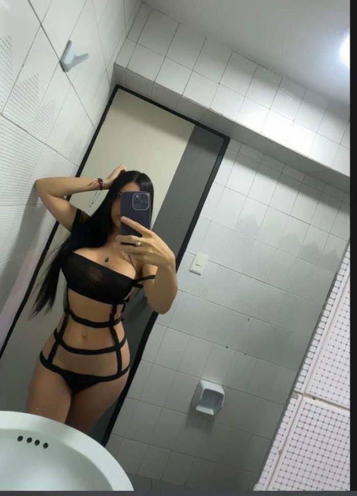 HERMOSA SENSUAL APASIONADA DESEOSA DE SEXO