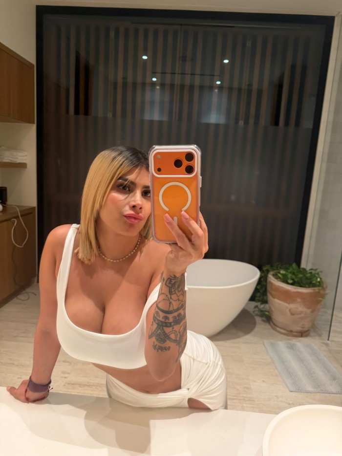 PAULINA COLOMBIANA CACHONDA MUY HOT 24H