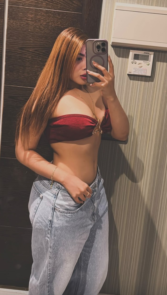 657862213 Novedad Emily diosa juguetona y traviesa