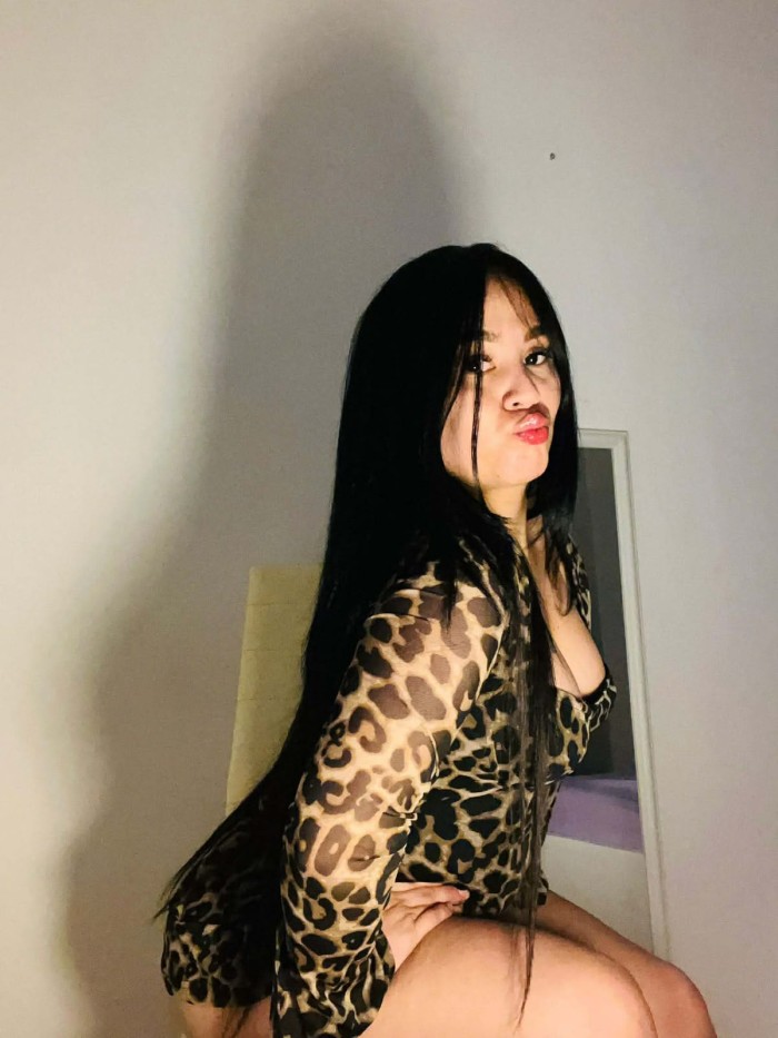 APASIONADA SENSUAL COMPLACIENTE DESEOSA DE SEXO