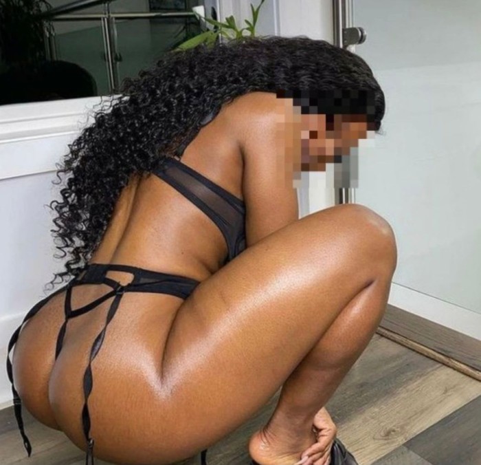 SOFIA SEXI MORBOSA-600116438-GRANOLLERS