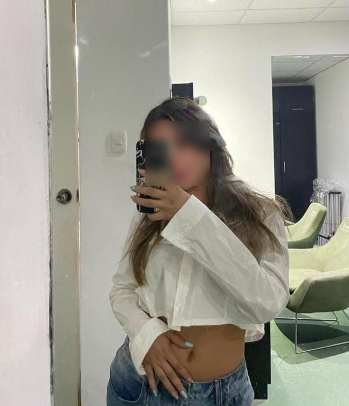 DANIA COLOMBIANA NALGONA 24H CON GANAS DE FIESTA