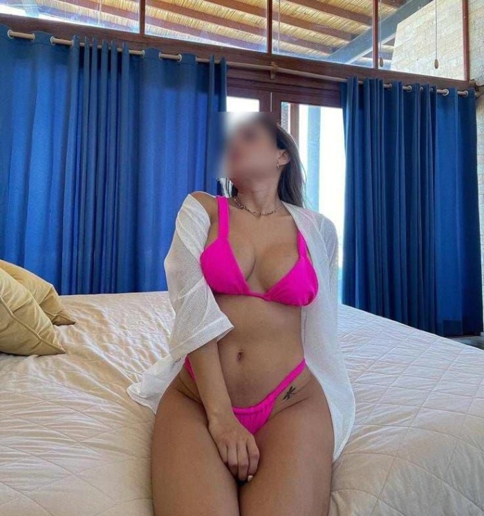 DANIA COLOMBIANA NALGONA 24H CON GANAS DE FIESTA