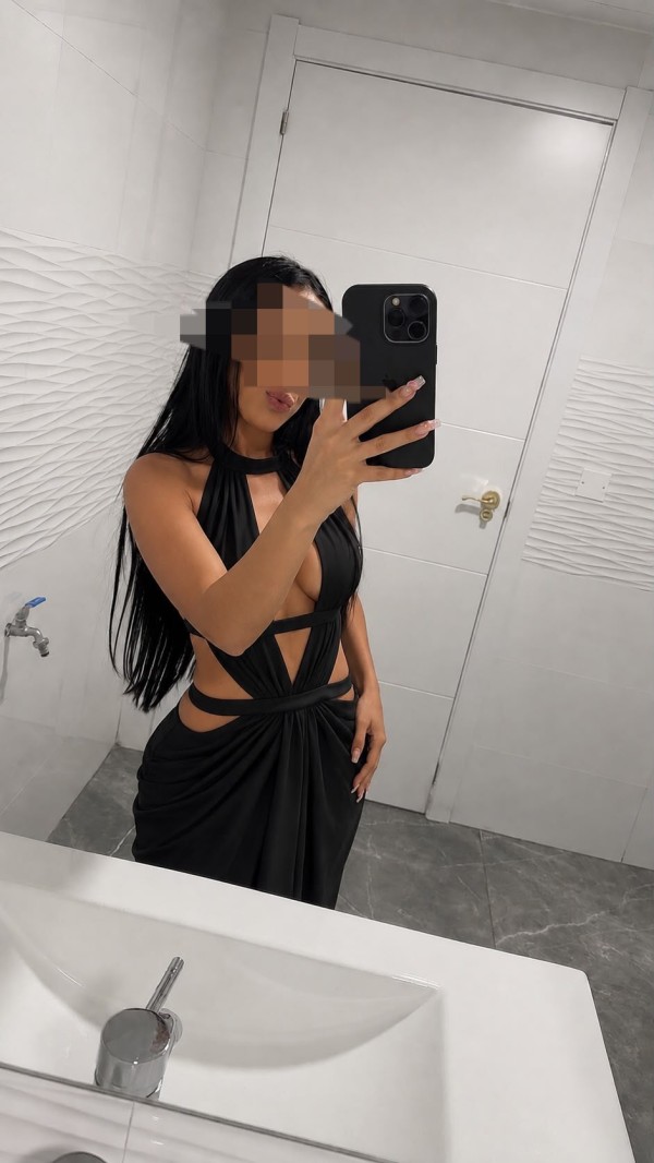 NIKOL ESTOY EN CARBALLO PISO PRIVADO 24H