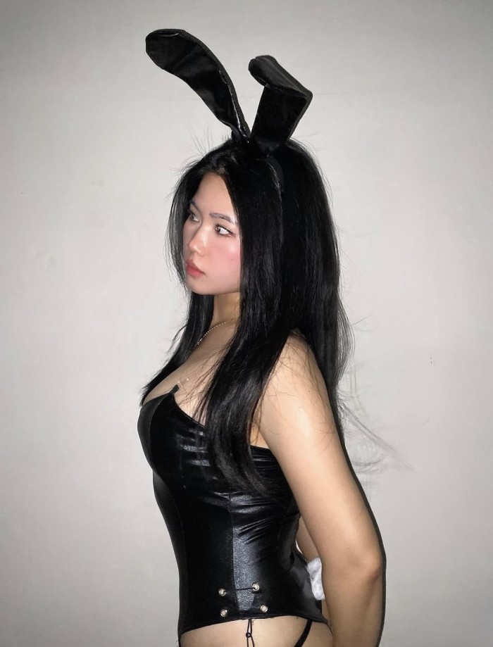 Chicas asiáticas elegantes y suaves, compañía rela