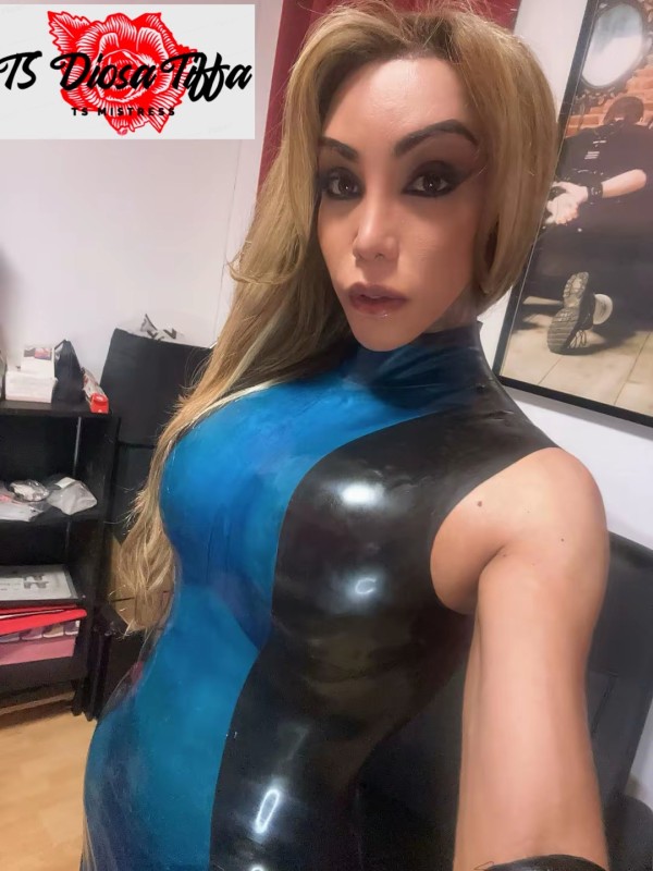 NUEVA FOTOGRAFÍAS,MAS SEXI Y PERVERSA QUE NUNCA