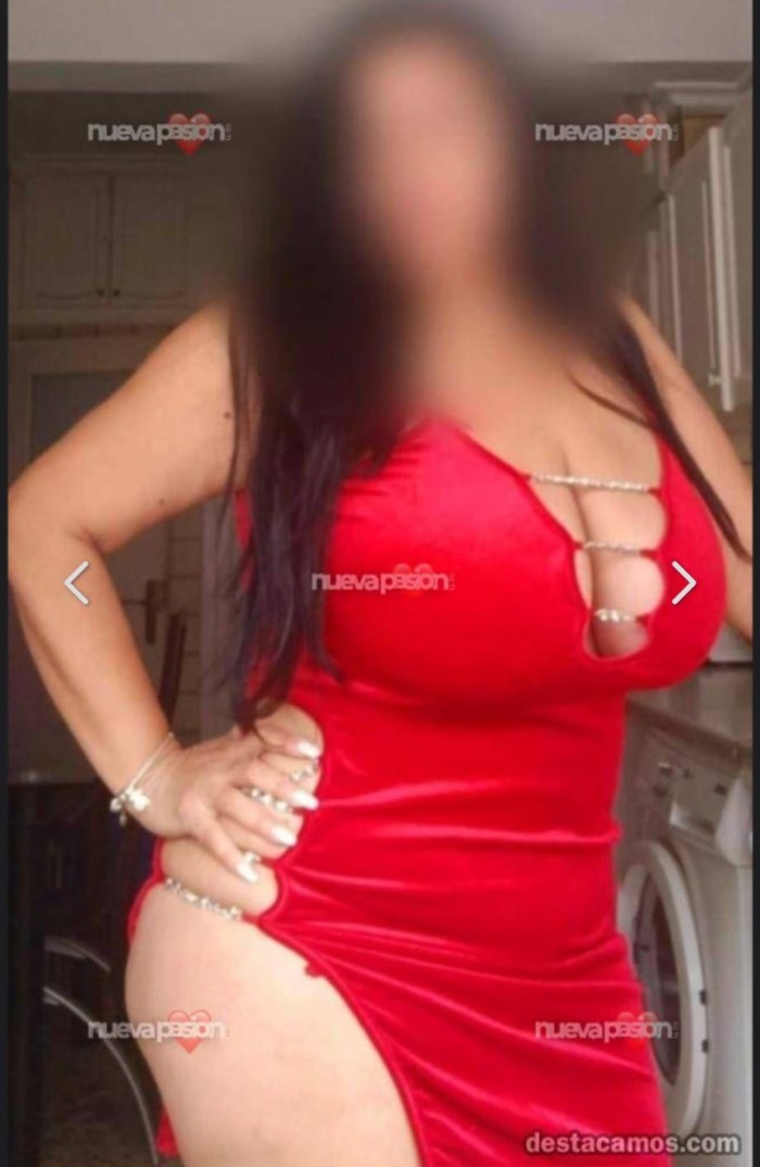 MUJERON TETONA CACHONDA.