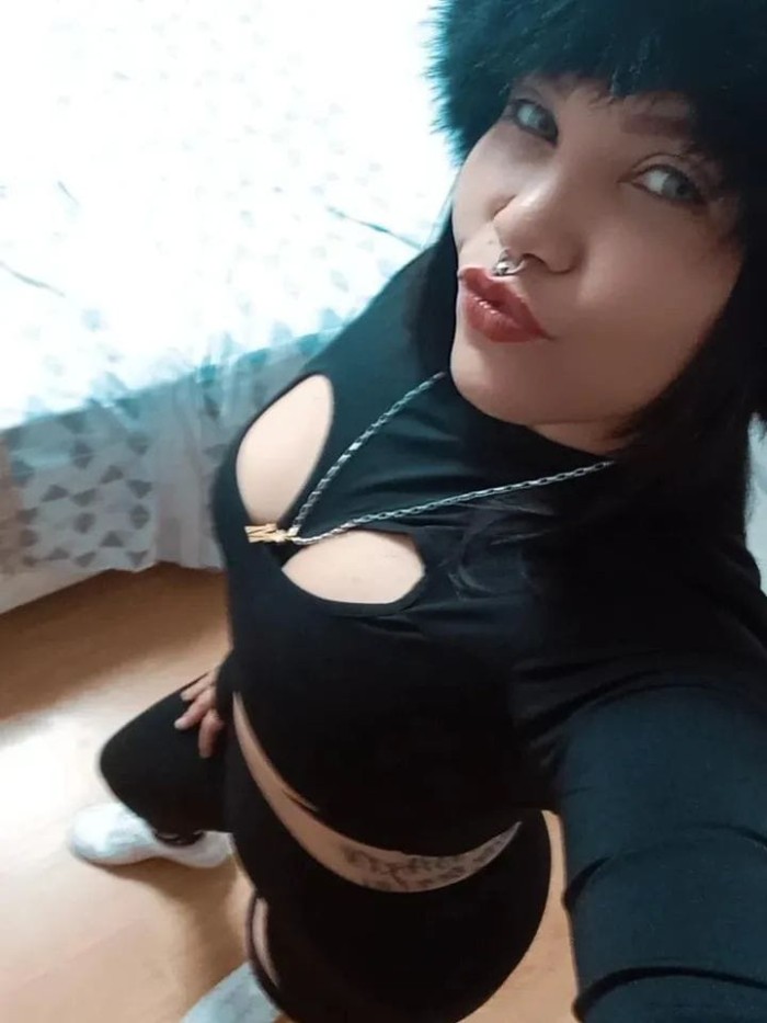 LUJURIOSA CACHONDA SEXO SIN LIMITES