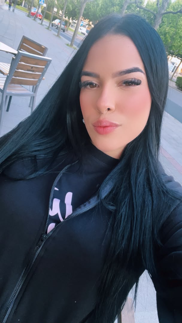 CONÓCEME Y DESCUBRE MI ENCANTO 651628609