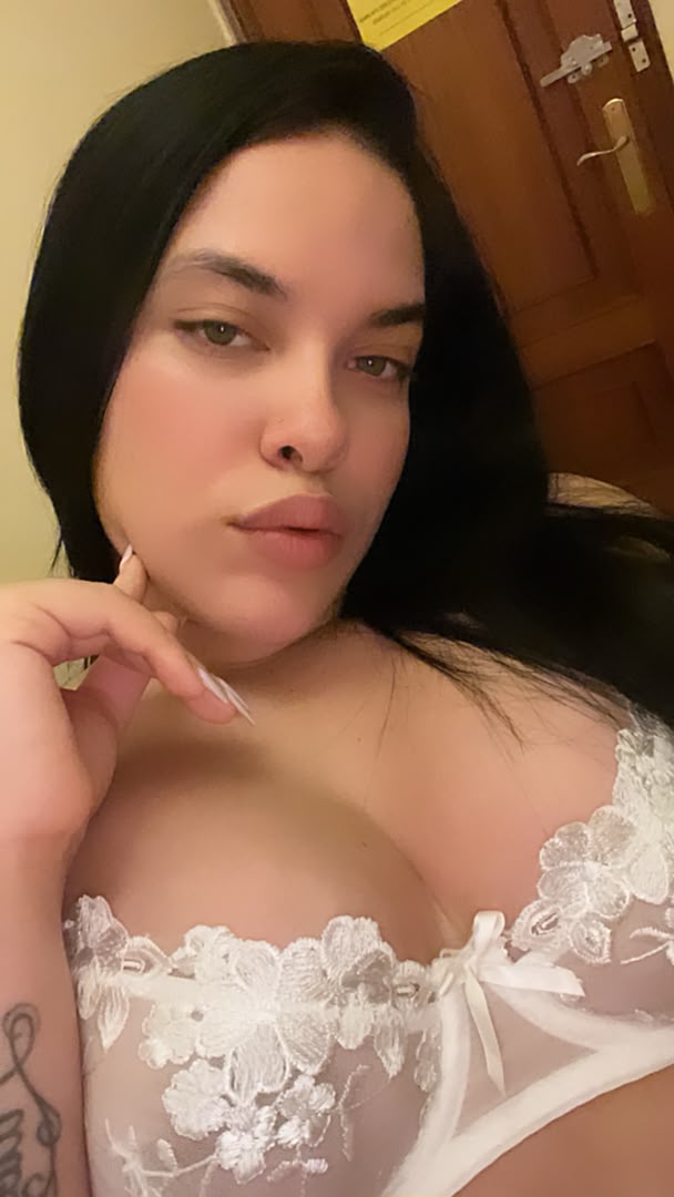 CONÓCEME Y DESCUBRE MI ENCANTO 651628609
