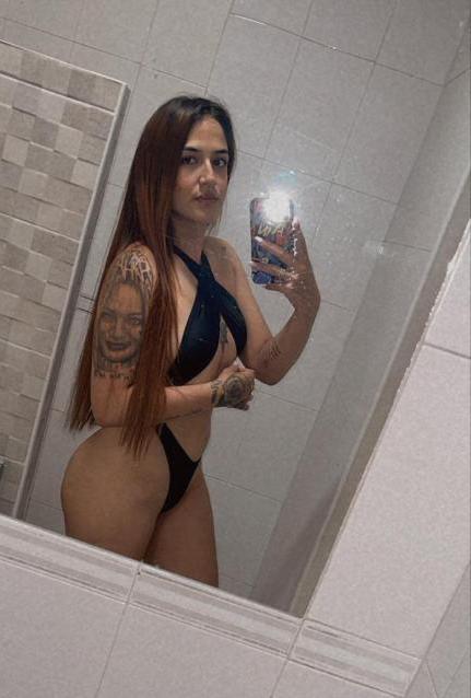Colombiana sexy enrrolladora y divertida