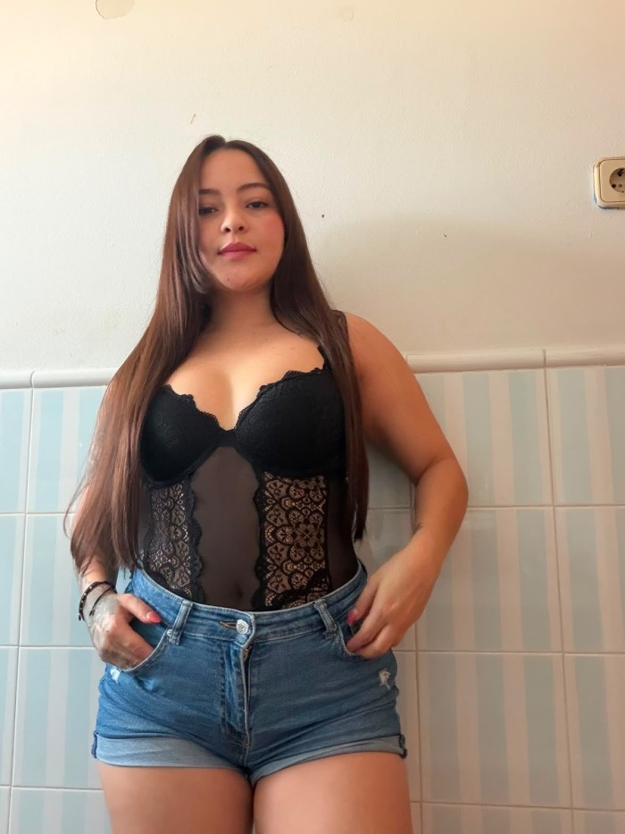 ARDIENTE SENSUAL APASIONADO DESEOSA DE SEXO