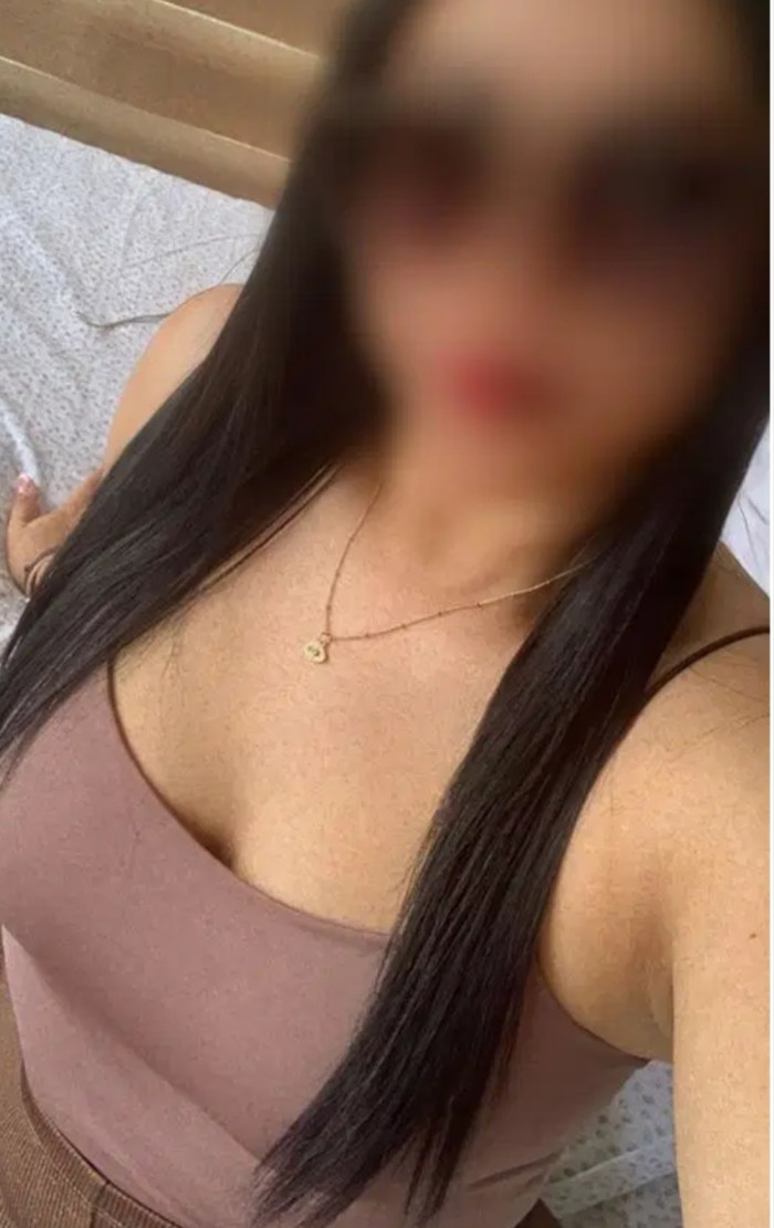 MORENA LATINA MUY CARIÑOSA EN TALAVERA
