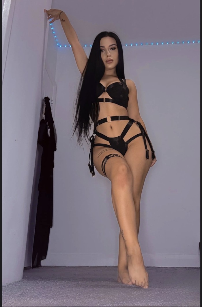 Mistress Ana