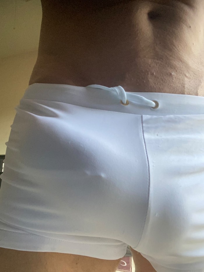 ALEX DISPONIBLE PARA TI HOY