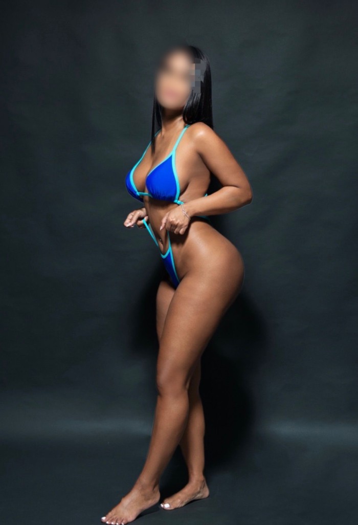 MORENA SENSUAL Y FOGOSA EN LAS PALMAS