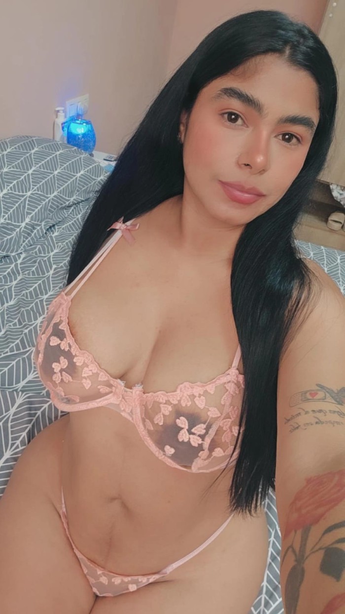 Nikol, Preciosa joven novedad en La Linea