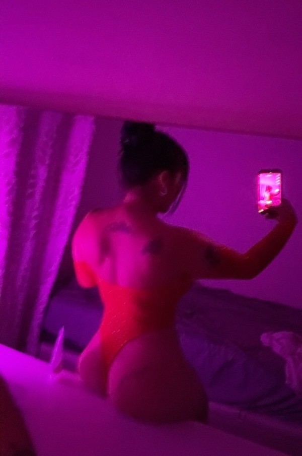 Rica tetona