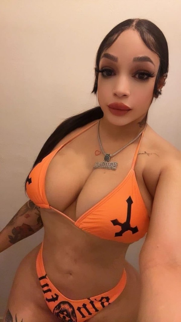 1VEZ BERTAMIRANS PAOLA HONDUREÑA SEAMOS ALERO….