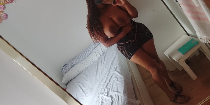 FIESTERA CUBANA MORBOSA CON GANAS EN PAMPLONA