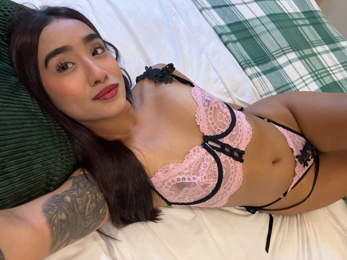 IMPLICADA, ARDIENTE Y COMPLACIENTE, 642793748