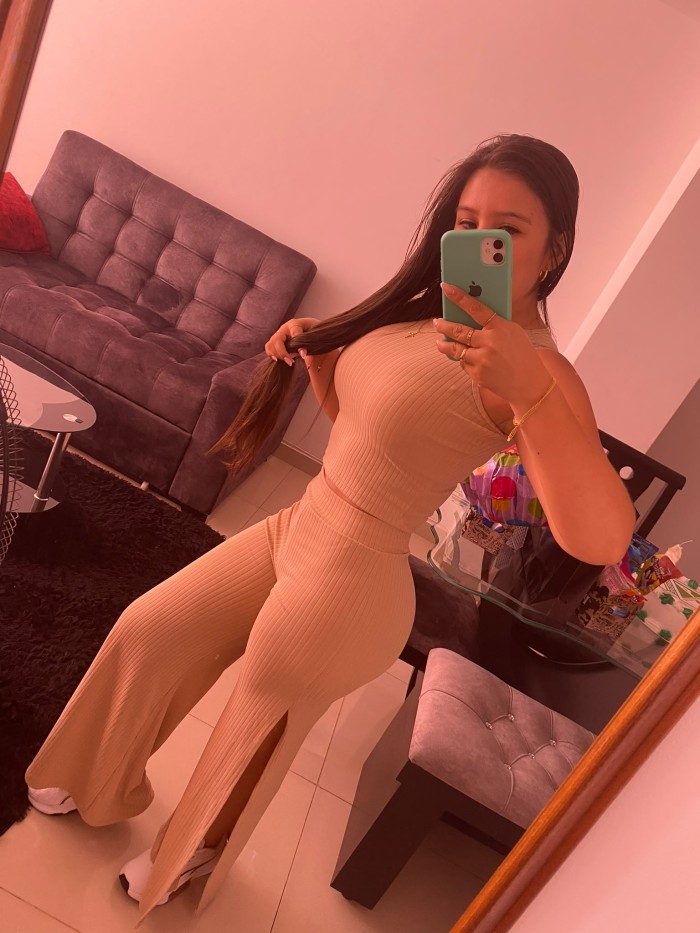 APASIONADA SENSUAL ARDIENTE DESOSA DE SEXO