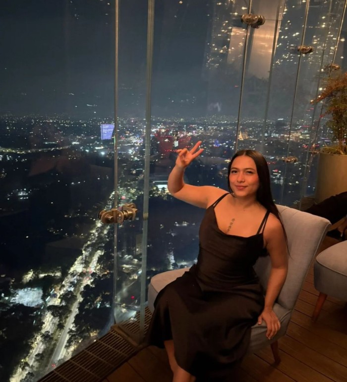 Chica joven ardiente nueva en tu ciudad , tengo aire acondicionado