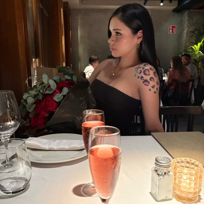 MASSIEL BLAS TRANS EDUCADA MUY FEMENINA 24/7