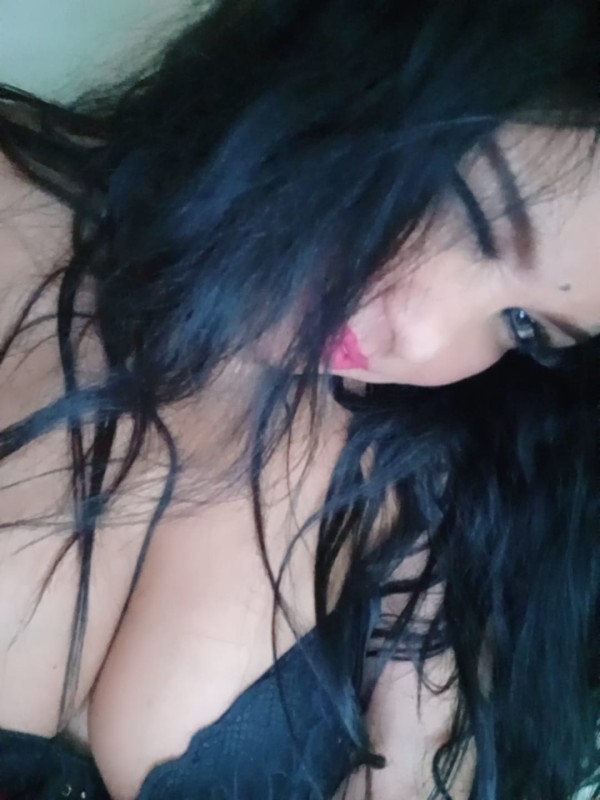 ARDIENTE SENSUAL APASIONADA DESEOSA DE SEXO