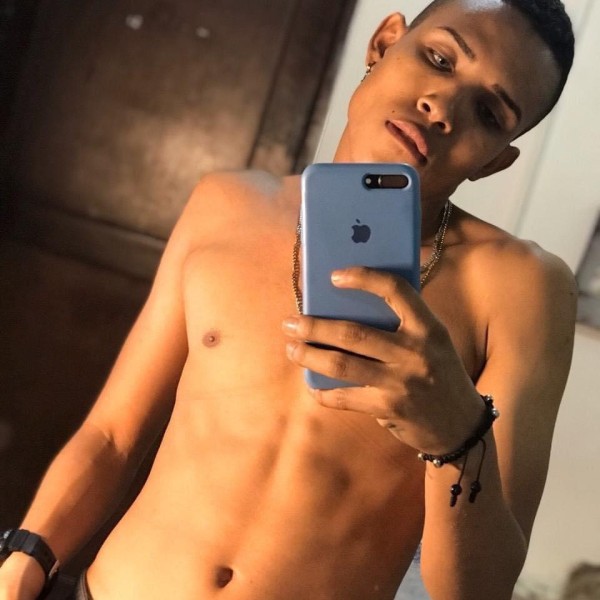 solo videollamada y venta contenido