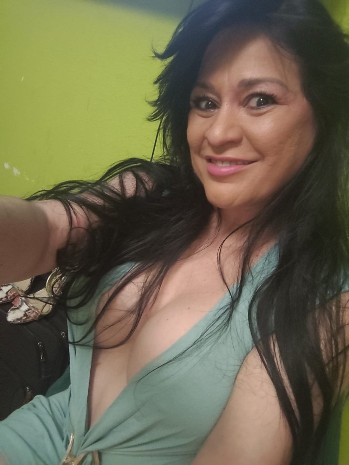 La reina del francés ensalibado adicta al sexo