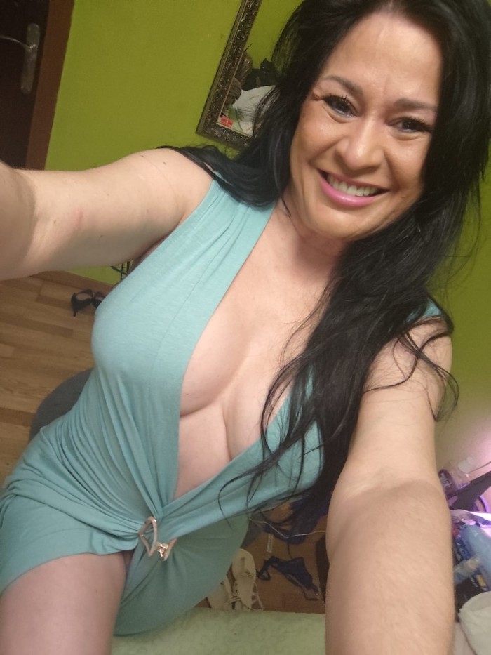 La reina del francés ensalibado adicta al sexo
