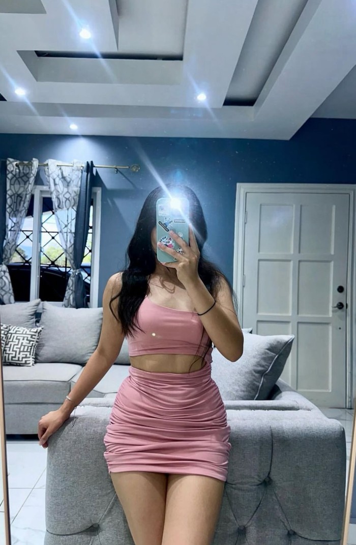 Soy bastante dulce y siempre una chica juguetona.
