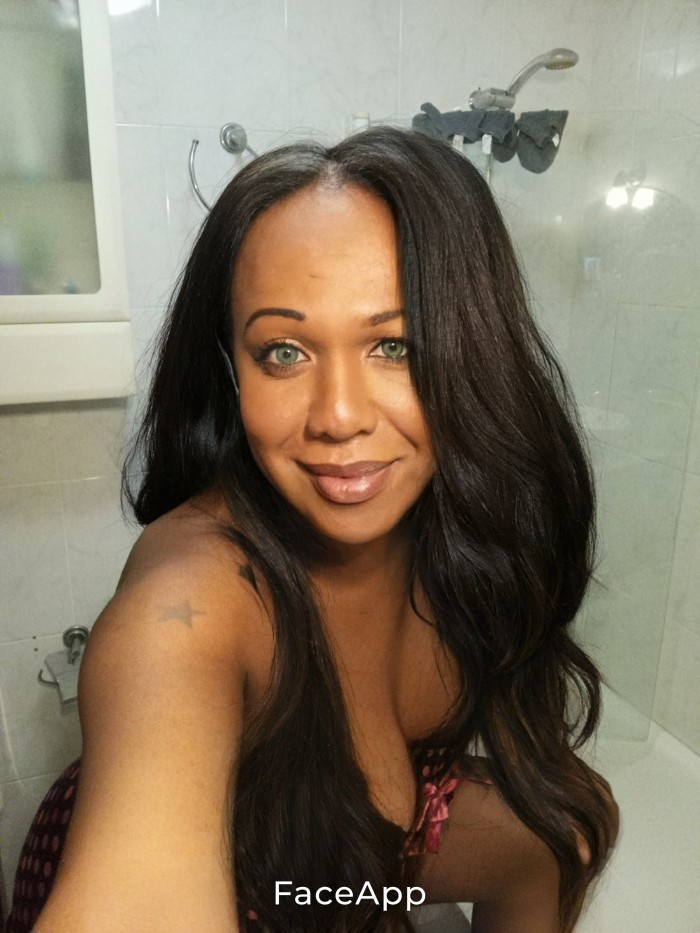 Trans pitty mulataza dominante hago depilación int