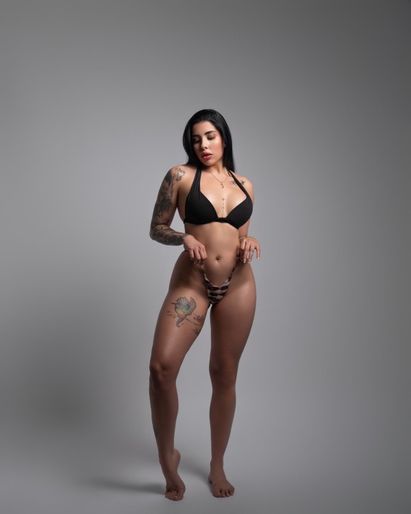 Cariñosa sexy latina hot de paso por mallorca