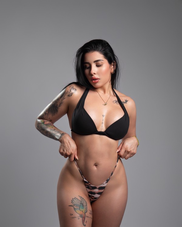 Cariñosa sexy latina hot de paso por mallorca
