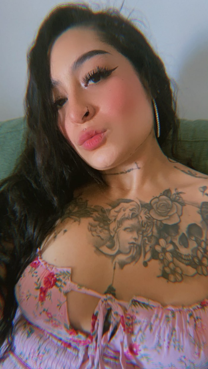 NIKOL COLOMBIANA DE INFARTO! TATUADA PARA GOZAR