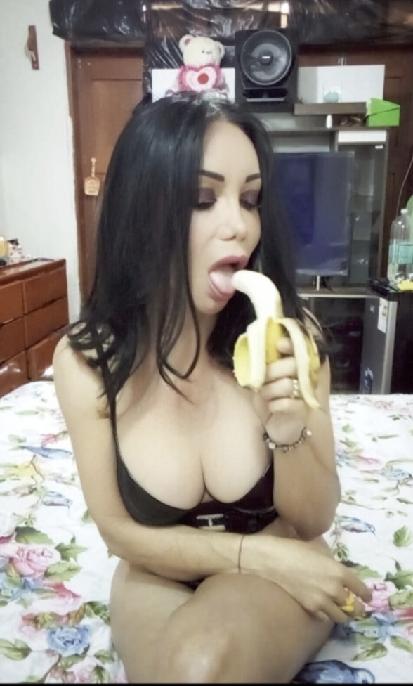 Trans Real Barcelona Les corts Activa pasiva Pollona y Fiestera