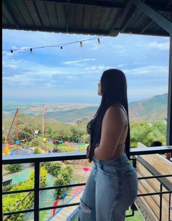 RECIEN LLEGADA A TORREVIEJA VOLUPTUOSA SENSUAL
