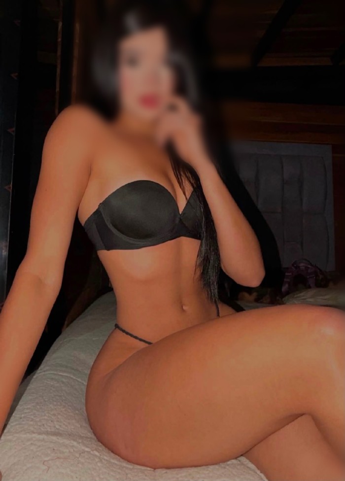 Hermosa jovencita colombiana en Maó Menorca