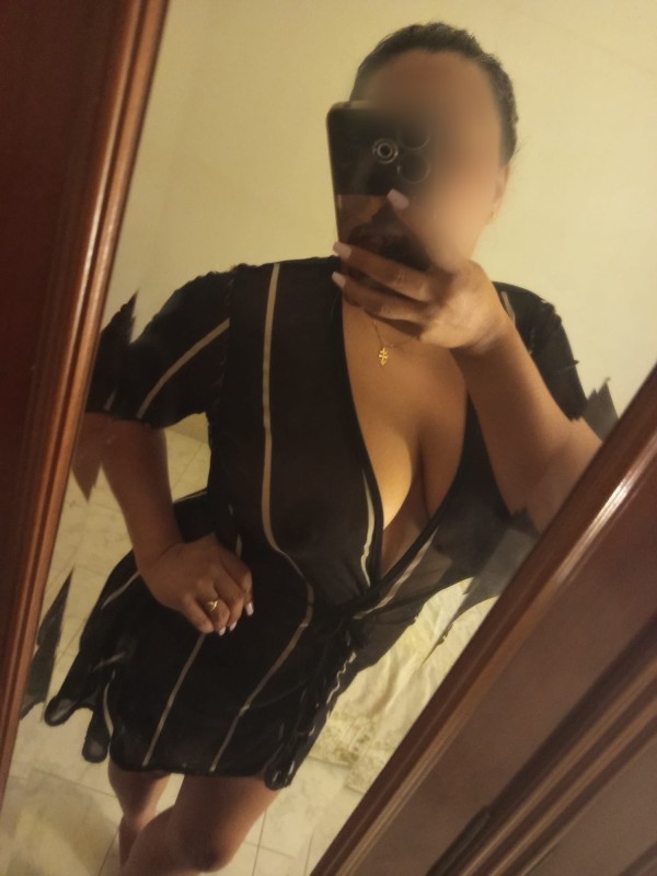 NOVEDAD MEGA TETAS VEN a COMÉRTELAS ENTERITAS PALENCIA